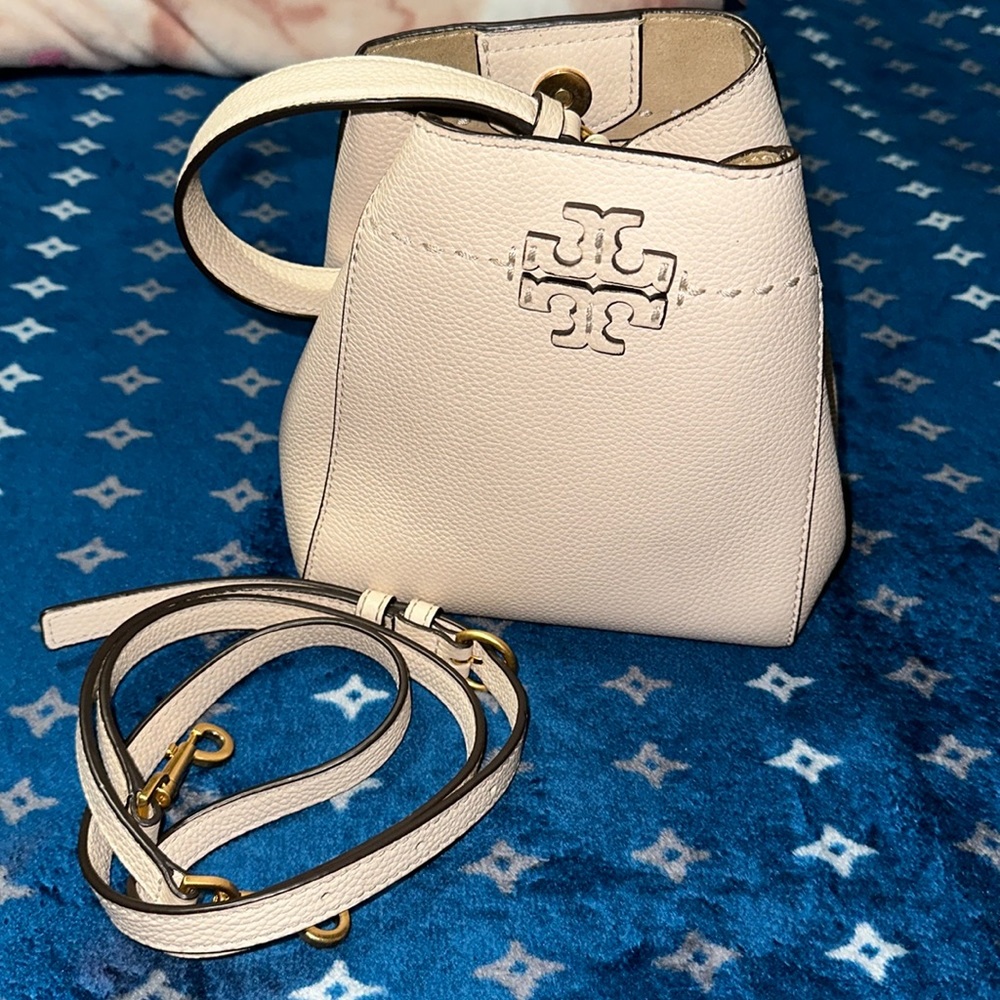 Tory Burch bucket bag